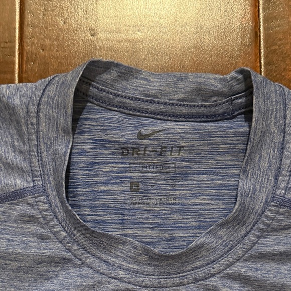 Nike Men's Blue Heather Short Sleeve Tee - Picture 2 of 4